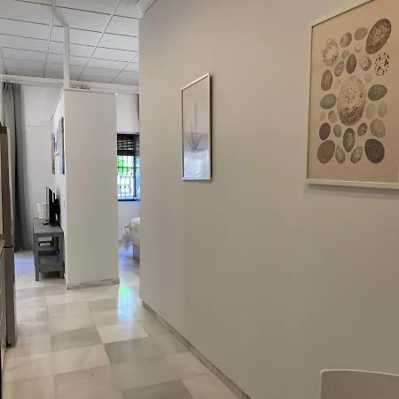 Apartamento Hub Cuesta Del Rosario * Sevilla
